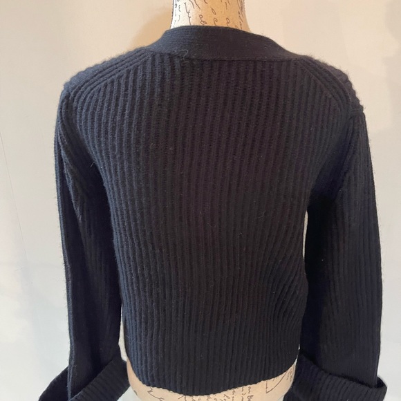 🎉Host Pick🎉NWOT Banana Republic Petite Talia Merino-Cashmere Cardigan - Picture 7 of 10